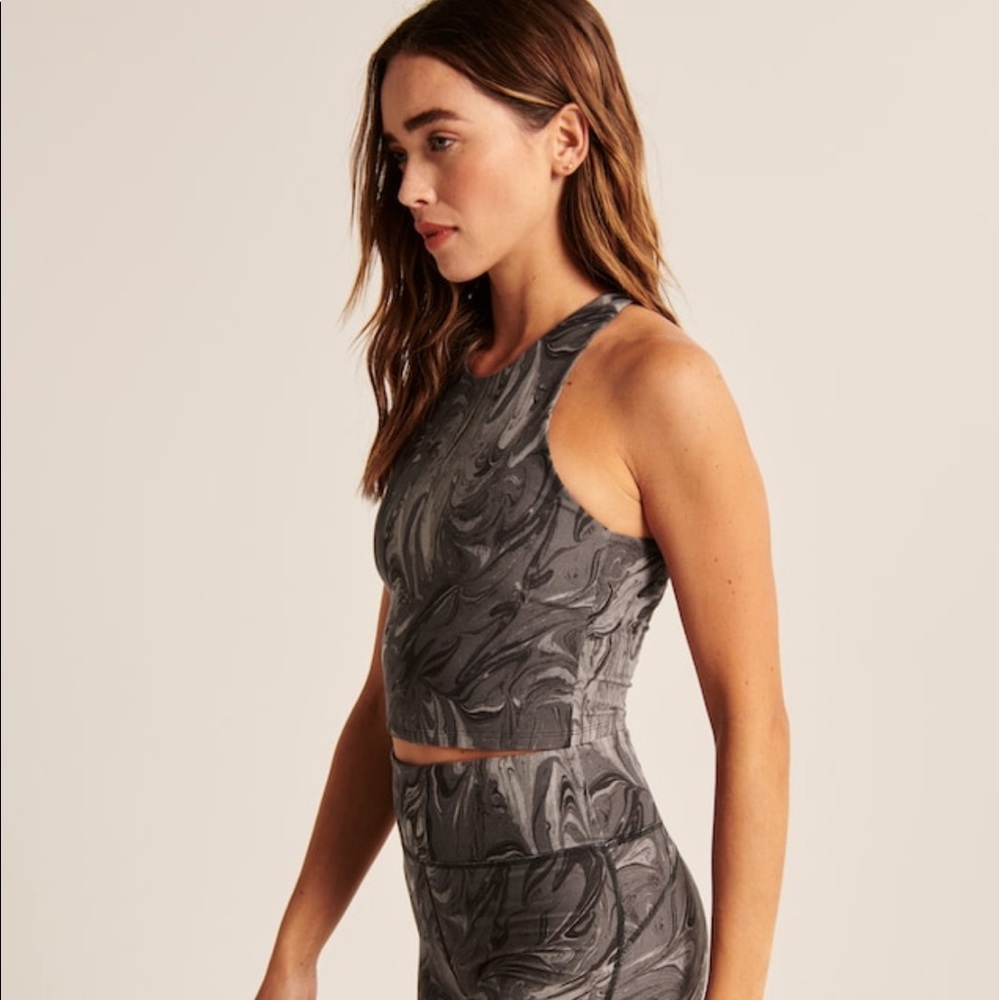 Abercrombie & Fitch Set Tank and Legging Small